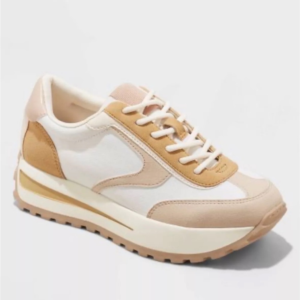 NWT wild fable Venus Platform Sneakers in Beige Size 8